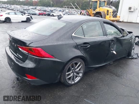 ✅ 2020 Lexus IS 350 F Sport • VIN: JTHGZ1E2XL5018192 • Lot: 43234870. Listed on IAAI with 49,191 mi. Free auction sales archive from the USA and detailed vehicle history report at DreamBid. Image 4.