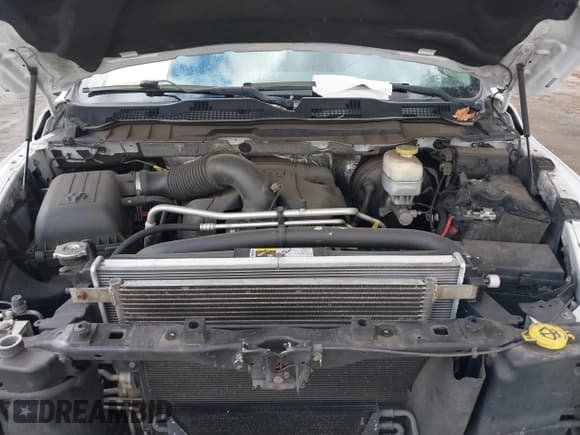 ✅ 2018 Ram 2500 Big Horn • VIN: 3C6TR4MT1JG213218 • Lot: 41487023. Wystawiony na IAAI z przebiegiem 141 367 mil. Bezpłatny archiwum sprzedaży aukcyjnych z USA i szczegółowy raport historii pojazdu na DreamBid. Zdjęcie 10.