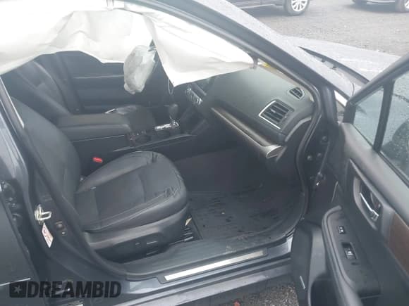 ✅ 2016 Subaru Legacy Limited • VIN: 4S3BNAL63G3053347 • Lot: 43386082. Listed on IAAI with 119,858 mi. Free auction sales archive from the USA and detailed vehicle history report at DreamBid. Image 5.