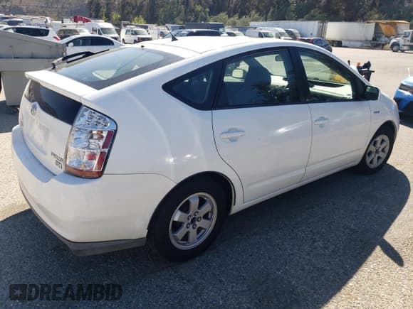 ✅ 2007 Toyota Prius Touring • VIN: JTDKB20U177673608 • Лот: 89920875. Опубликован ранее на Copart с пробегом 177 721 миль. Бесплатный доступ к архиву аукционных продаж из США и подробный отчёт об истории автомобиля на DreamBid. Изображение 3.