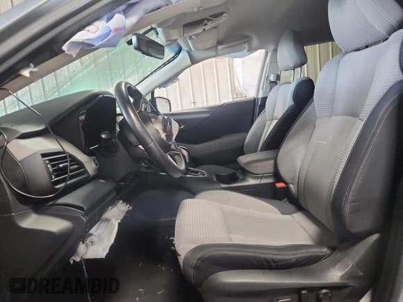 ✅ 2020 Subaru Outback Premium • VIN: 4S4BTACC1L3123302 • Lot: 68337265. Wystawiony na Copart z przebiegiem 122 319 mil. Bezpłatny archiwum sprzedaży aukcyjnych z USA i szczegółowy raport historii pojazdu na DreamBid. Zdjęcie 7.