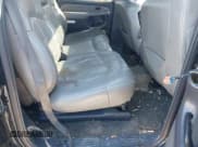 ✅ 2002 Chevrolet Suburban LS • VIN: 3GNFK16Z92G322707 • Лот: 41300358. Опубликован ранее на IAAI с пробегом 287 031 миль. Бесплатный доступ к архиву аукционных продаж из США и подробный отчёт об истории автомобиля на DreamBid. Изображение 8.