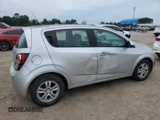 2012 Chevrolet Sonic LS с VIN 1G1JB6SH8C4111471, выставлен на аукционе Copart как лот 69838304 с пробегом Не указан миль и Списание • Salvage title. История ставок и продаж доступна на DreamBid. Изображение 3.