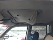 ✅ 2000 Ford Explorer XLT • VIN: 1FMZU63P1YUB59536 • Lot: 42525666. Listed on IAAI with 300,184 mi. Free auction sales archive from the USA and detailed vehicle history report at DreamBid. Image 12.