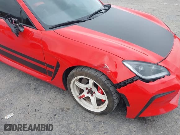 ✅ 2024 Toyota 86 TRUENO Edition • VIN: JF1ZNBM15R9750774 • Lot: 42196554. Listed on IAAI with 19,241 mi. Free auction sales archive from the USA and detailed vehicle history report at DreamBid. Image 12.