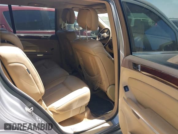 ✅ 2010 Mercedes-Benz GL 550 • VIN: 4JGBF8GE2AA581094 • Lot: 42861854. Listed on IAAI with 181,024 mi. Free auction sales archive from the USA and detailed vehicle history report at DreamBid. Image 8.