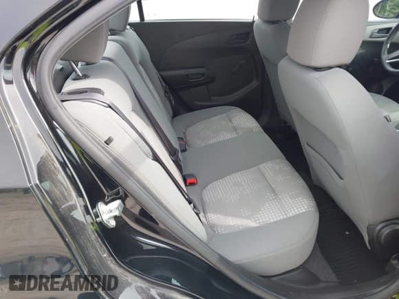 ✅ 2017 Chevrolet Sonic LS • VIN: 1G1JB5SH7H4117456 • Lot: 43177202. Listed on IAAI with 86,994 mi. Free auction sales archive from the USA and detailed vehicle history report at DreamBid. Image 8.