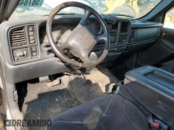 ✅ 2002 GMC Sierra 2500HD SLE • VIN: 1GTHK29G92E151398 • Lot: 58784095. Listed on Copart with Not provided. Free auction sales archive from the USA and detailed vehicle history report at DreamBid. Image 8.