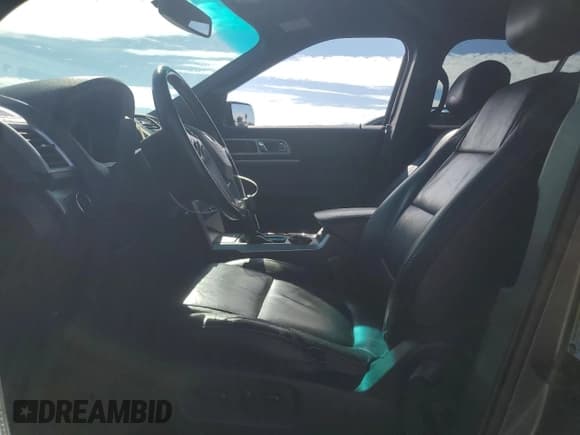 ✅ 2014 Ford Explorer XLT • VIN: 1FM5K7D95EGB33252 • Lot: 81606425. Wystawiony na Copart z przebiegiem 133 639 mil. Bezpłatny archiwum sprzedaży aukcyjnych z USA i szczegółowy raport historii pojazdu na DreamBid. Zdjęcie 7.