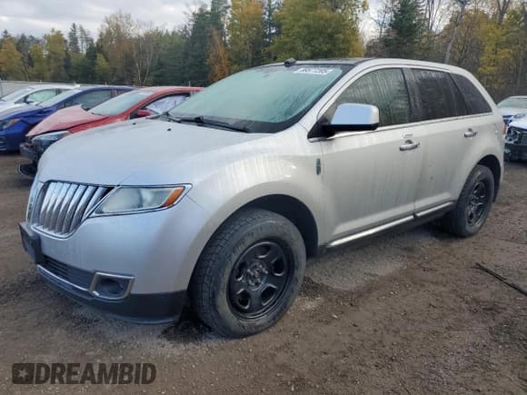 ✅ 2011 Lincoln MKX • VIN: 2LMDJ8JK0BBJ03076 • Lot: 89577205. Listed on Copart with 295,957 mi. Free auction sales archive from the USA and detailed vehicle history report at DreamBid. Image 1.