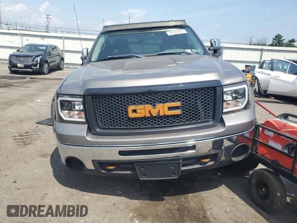 ✅ 2012 GMC Sierra 1500 SL • VIN: 1GTR2UEA5CZ313989 • Lot: 66324065. Listed on Copart with 155,676 mi. Free auction sales archive from the USA and detailed vehicle history report at DreamBid. Image 5.