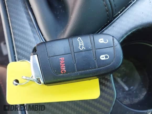 2023 Dodge Challenger R/T Scat Pack z VIN 2C3CDZFJ5PH610170, wystawiony jako IAAI lot #40908987 z przebiegiem 11 050 mil mil oraz . Historia ofert i sprzedaży dostępna na DreamBid. Obrazek 11.