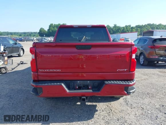 ✅ 2019 Chevrolet Silverado 1500 RST • VIN: 1GCUYEED4KZ113855 • Lot: 42568253. Wystawiony na IAAI z przebiegiem 173 168 mil. Bezpłatny archiwum sprzedaży aukcyjnych z USA i szczegółowy raport historii pojazdu na DreamBid. Zdjęcie 17.