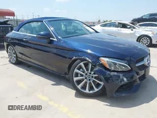 ✅ 2018 Mercedes-Benz C 300 • VIN: WDDWK4JB1JF709732 • Lot: 43060075. Wystawiony na IAAI z przebiegiem 60 063 mil. Bezpłatny archiwum sprzedaży aukcyjnych z USA i szczegółowy raport historii pojazdu na DreamBid. Zdjęcie 1.