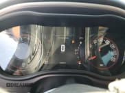 ✅ 2022 Dodge Challenger SXT • VIN: 2C3CDZAG0NH144608 • Lot: 92120125. Wystawiony na Copart z przebiegiem 26 688 mil. Bezpłatny archiwum sprzedaży aukcyjnych z USA i szczegółowy raport historii pojazdu na DreamBid. Zdjęcie 9.