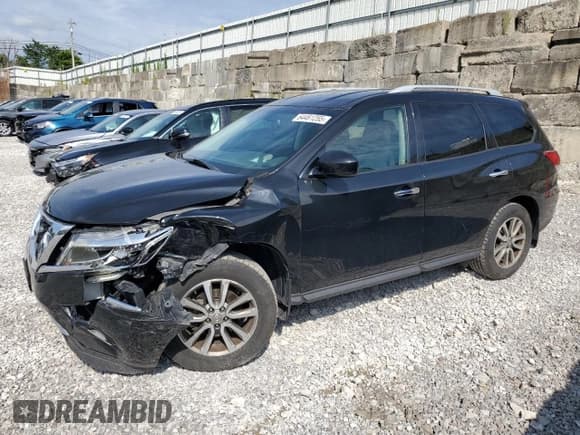 ✅ 2016 Nissan Pathfinder SV • VIN: 5N1AR2MM1GC624770 • Lot: 64461255. Listed on Copart with 141,877 mi. Free auction sales archive from the USA and detailed vehicle history report at DreamBid. Image 1.