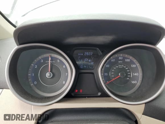 ✅ 2015 Hyundai Elantra Limited • VIN: KMHDH4AE7FU439561 • Lot: 65419735. Listed on Copart with 101,411 mi. Free auction sales archive from the USA and detailed vehicle history report at DreamBid. Image 9.