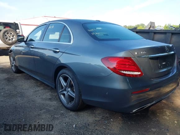 ✅ 2017 Mercedes-Benz E 300 Luxury • VIN: WDDZF4KB5HA023068 • Lot: 42724979. Listed on IAAI with 66,161 mi. Free auction sales archive from the USA and detailed vehicle history report at DreamBid. Image 3.