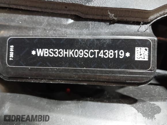 ✅ 2025 BMW M4 Competition xDrive • VIN: WBS33HK09SCT43819 • Lot: 43374753. Listed on IAAI with Not provided. Free auction sales archive from the USA and detailed vehicle history report at DreamBid. Image 9.