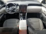 ✅ 2022 Hyundai Tucson SE • VIN: 5NMJACAE8NH028861 • Lot: 82037125. Wystawiony na Copart z przebiegiem 36 397 mil. Bezpłatny archiwum sprzedaży aukcyjnych z USA i szczegółowy raport historii pojazdu na DreamBid. Zdjęcie 8.