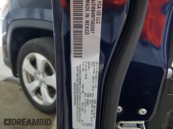✅ 2021 Jeep Compass Latitude • VIN: 3C4NJDBB4MT562887 • Lot: 62269165. Wystawiony na Copart z przebiegiem 32 144 mil. Bezpłatny archiwum sprzedaży aukcyjnych z USA i szczegółowy raport historii pojazdu na DreamBid. Zdjęcie 13.