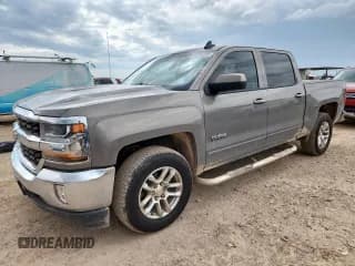 ✅ 2017 Chevrolet Silverado 1500 LT • VIN: 3GCUKREH7HG318543 • Лот: 62334235. Опубликован ранее на Copart с пробегом 77 460 миль. Бесплатный доступ к архиву аукционных продаж из США и подробный отчёт об истории автомобиля на DreamBid. Изображение 1.