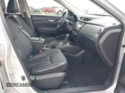 ✅ 2017 Nissan Rogue SV • VIN: JN8AT2MTXHW381252 • Lot: 43124568. Listed on IAAI with 118,523 mi. Free auction sales archive from the USA and detailed vehicle history report at DreamBid. Image 5.