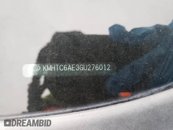 2016 Hyundai Veloster Turbo z VIN KMHTC6AE3GU276012, wystawiony jako Copart lot #37892833 z przebiegiem 82 797 mil mil oraz . Historia ofert i sprzedaży dostępna na DreamBid. Obrazek 14.