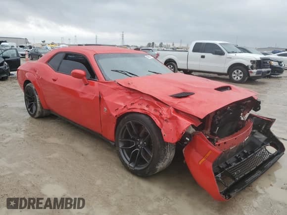 ✅ 2019 Dodge Challenger R/T Scat Pack • VIN: 2C3CDZFJ3KH694658 • Lot: 88994165. Wystawiony na Copart z przebiegiem 27 295 mil. Bezpłatny archiwum sprzedaży aukcyjnych z USA i szczegółowy raport historii pojazdu na DreamBid. Zdjęcie 4.
