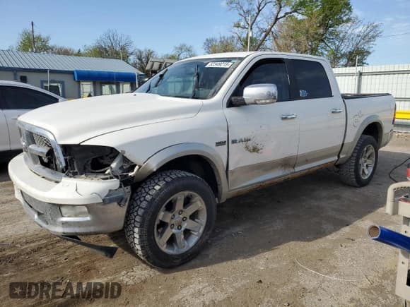 ✅ 2009 Dodge 1500 SLT • VIN: 1D3HV13T89S703922 • Lot: 52349215. Wystawiony na Copart z przebiegiem 303 264 mil. Bezpłatny archiwum sprzedaży aukcyjnych z USA i szczegółowy raport historii pojazdu na DreamBid. Zdjęcie 1.