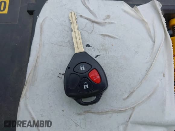 ✅ 2008 Toyota RAV4 Sport • VIN: JTMZD32V086076445 • Lot: 42257033. Listed on IAAI with 247,954 mi. Free auction sales archive from the USA and detailed vehicle history report at DreamBid. Image 11.