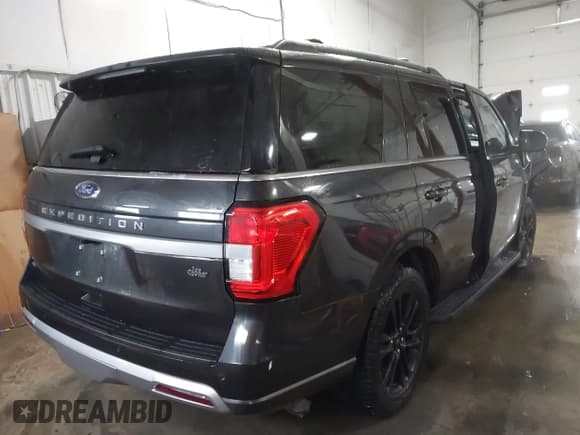 ✅ 2024 Ford Expedition XLT • VIN: 1FMJU1J89REA03381 • Лот: 41598607. Опубликован ранее на IAAI с пробегом 25 123 миль. Бесплатный доступ к архиву аукционных продаж из США и подробный отчёт об истории автомобиля на DreamBid. Изображение 4.