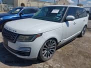 ✅ 2018 Land Rover Range Rover • VIN: SALGS5RE4JA381585 • Лот: 42348777. Опубликован ранее на IAAI с пробегом 76 529 миль. Бесплатный доступ к архиву аукционных продаж из США и подробный отчёт об истории автомобиля на DreamBid. Изображение 17.