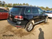 ✅ 2010 Volkswagen Touareg VR6 • VIN: WVGBF7A9XAD001790 • Lot: 70806534. Wystawiony na Copart z przebiegiem 90 103 mil. Bezpłatny archiwum sprzedaży aukcyjnych z USA i szczegółowy raport historii pojazdu na DreamBid. Zdjęcie 3.