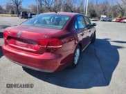 ✅ 2015 Volkswagen Passat S • VIN: 1VWAT7A38FC052929 • Lot: 41736981. Listed on IAAI with 87,464 mi. Free auction sales archive from the USA and detailed vehicle history report at DreamBid. Image 4.