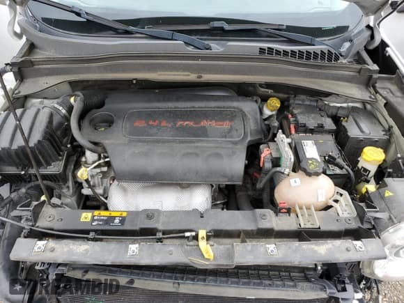 ✅ 2017 Jeep Renegade Trailhawk • VIN: ZACCJBCB5HPG38544 • Lot: 82104775. Listed on Copart with 98,947 mi. Free auction sales archive from the USA and detailed vehicle history report at DreamBid. Image 12.