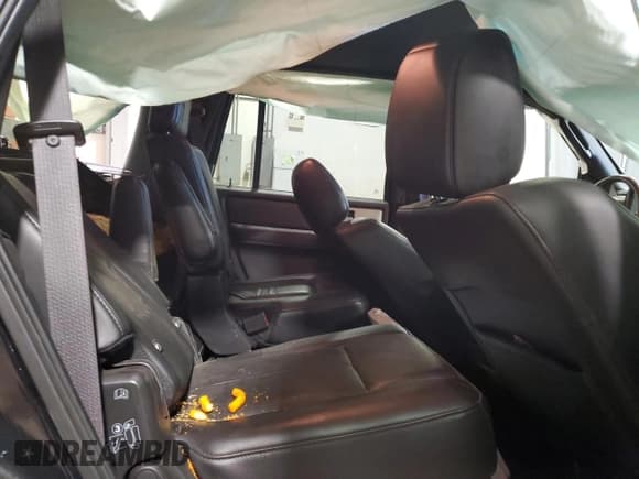 ✅ 2014 Ford Expedition Limited • VIN: 1FMJU2A58EEF04624 • Lot: 56540345. Wystawiony na Copart z przebiegiem 198 284 mil. Bezpłatny archiwum sprzedaży aukcyjnych z USA i szczegółowy raport historii pojazdu na DreamBid. Zdjęcie 11.