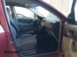 ✅ 2005 Ford Focus S • VIN: 3FAFP37N85R136818 • Lot: 43787367. Listed on IAAI with 205,881 mi. Free auction sales archive from the USA and detailed vehicle history report at DreamBid. Image 5.