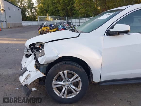 ✅ 2015 Chevrolet Equinox LT • VIN: 1GNFLFEK4FZ142751 • Lot: 43355851. Wystawiony na IAAI z przebiegiem 148 600 mil. Bezpłatny archiwum sprzedaży aukcyjnych z USA i szczegółowy raport historii pojazdu na DreamBid. Zdjęcie 6.
