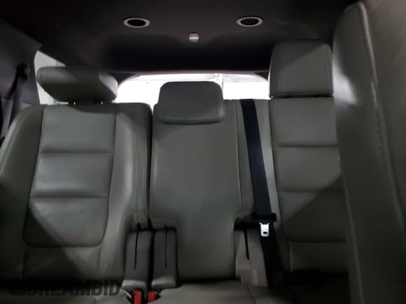 ✅ 2012 Ford Explorer XLT • VIN: 1FMHK8D86CGA61386 • Lot: 90034605. Wystawiony na Copart z przebiegiem 230 896 mil. Bezpłatny archiwum sprzedaży aukcyjnych z USA i szczegółowy raport historii pojazdu na DreamBid. Zdjęcie 10.