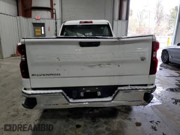 ✅ 2022 Chevrolet Silverado 1500 Work Truck • VIN: 3GCNWAED7NG195104 • Lot: 92427415. Wystawiony na Copart z przebiegiem Nie podano. Bezpłatny archiwum sprzedaży aukcyjnych z USA i szczegółowy raport historii pojazdu na DreamBid. Zdjęcie 6.