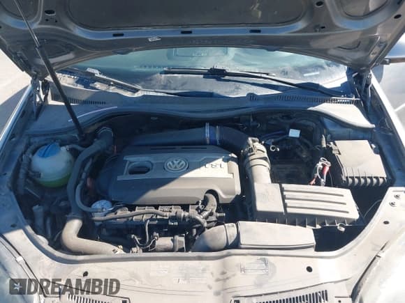 ✅ 2009 Volkswagen Golf GTI • VIN: WVWEV71K79W111610 • Lot: 43589374. Wystawiony na IAAI z przebiegiem 154 499 mil. Bezpłatny archiwum sprzedaży aukcyjnych z USA i szczegółowy raport historii pojazdu na DreamBid. Zdjęcie 10.