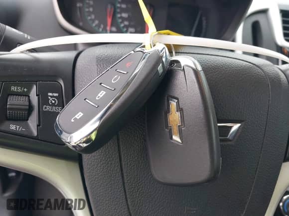 2020 Chevrolet Sonic LT с VIN 1G1JD6SBXL4108917, выставлен на аукционе IAAI как лот 43197184 с пробегом 77 666 миль миль и . История ставок и продаж доступна на DreamBid. Изображение 11.