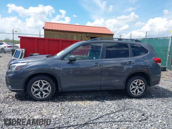 ✅ 2020 Subaru Forester Premium • VIN: JF2SKAJCXLH421278 • Лот: 42172459. Опубликован ранее на IAAI с пробегом 115 565 миль. Бесплатный доступ к архиву аукционных продаж из США и подробный отчёт об истории автомобиля на DreamBid. Изображение 14.
