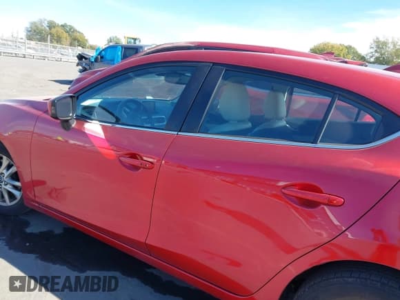 ✅ 2015 Mazda 3 S Grand Touring • VIN: JM1BM1M39F1231697 • Лот: 43471609. Опубликован ранее на IAAI с пробегом 135 565 миль. Бесплатный доступ к архиву аукционных продаж из США и подробный отчёт об истории автомобиля на DreamBid. Изображение 14.