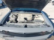 ✅ 2017 Dodge Challenger GT • VIN: 2C3CDZGG1HH543104 • Lot: 43501439. Wystawiony na IAAI z przebiegiem 76 510 mil. Bezpłatny archiwum sprzedaży aukcyjnych z USA i szczegółowy raport historii pojazdu na DreamBid. Zdjęcie 10.