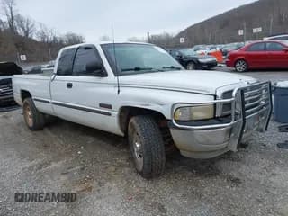 ✅ 1998 Dodge 2500 • VIN: 1B7KC2369WJ172784 • Лот: 41607611. Опубликован ранее на IAAI с пробегом 277 488 миль. Бесплатный доступ к архиву аукционных продаж из США и подробный отчёт об истории автомобиля на DreamBid. Изображение 1.