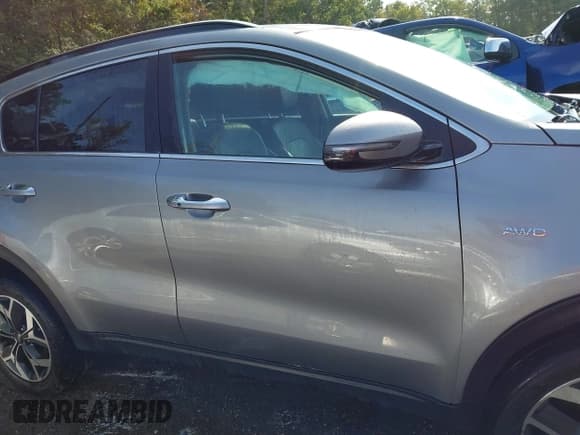 ✅ 2021 Kia Sportage EX • VIN: KNDPNCAC3M7909678 • Lot: 43219705. Wystawiony na IAAI z przebiegiem 96 833 mil. Bezpłatny archiwum sprzedaży aukcyjnych z USA i szczegółowy raport historii pojazdu na DreamBid. Zdjęcie 14.