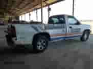 2004 Chevrolet Silverado 1500 LS z VIN 1GCEC14V54Z196818, wystawiony jako Copart lot #57126145 z przebiegiem Nie podano mil oraz Szkoda całkowita • Salvage title. Historia ofert i sprzedaży dostępna na DreamBid. Obrazek 3.