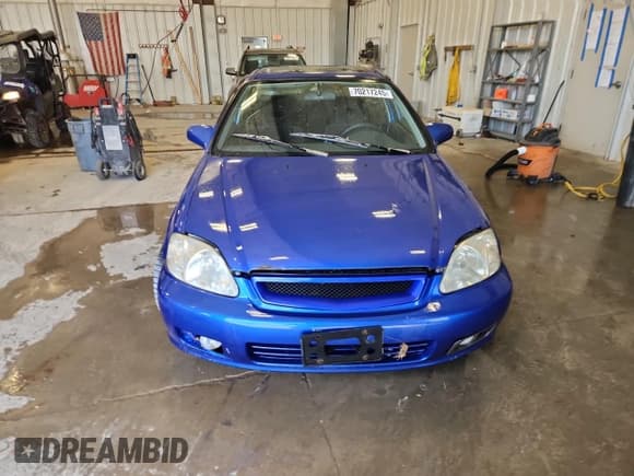 ✅ 2000 Honda Civic Si • VIN: 1HGEM1156YL081253 • Лот: 70217245. Опубликован ранее на Copart с пробегом 269 341 миль. Бесплатный доступ к архиву аукционных продаж из США и подробный отчёт об истории автомобиля на DreamBid. Изображение 5.